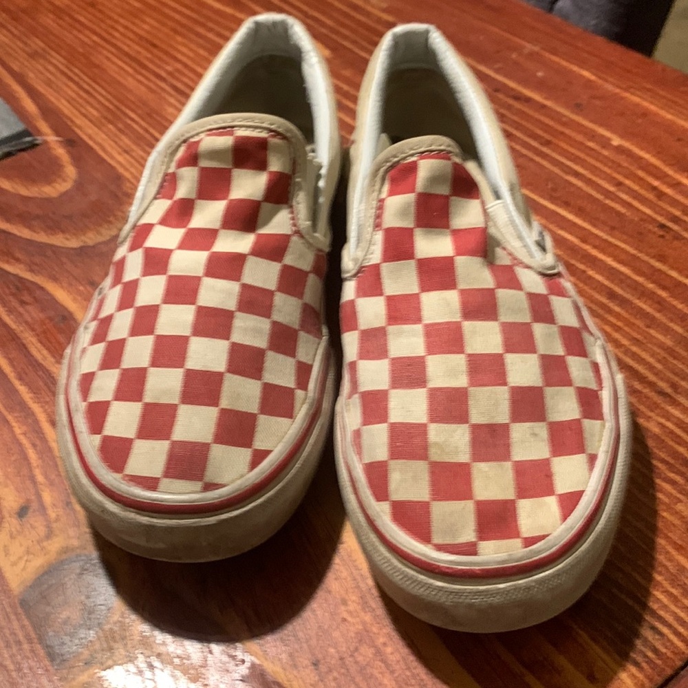 vans checkered red boys size 4.5